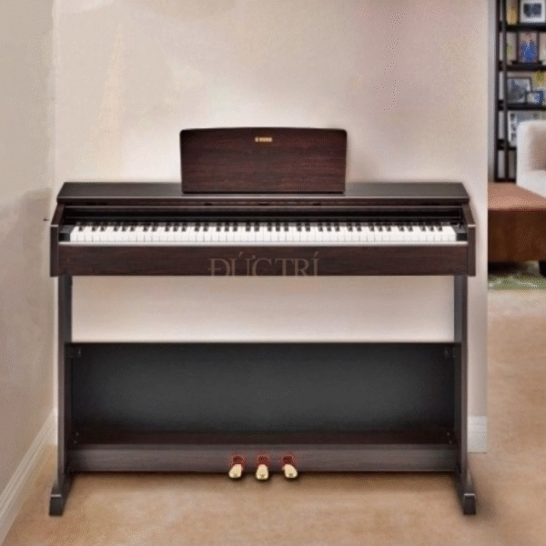 Yamaha YDP-103 được bàn giao và trưng bày tại nhà của khách hàng