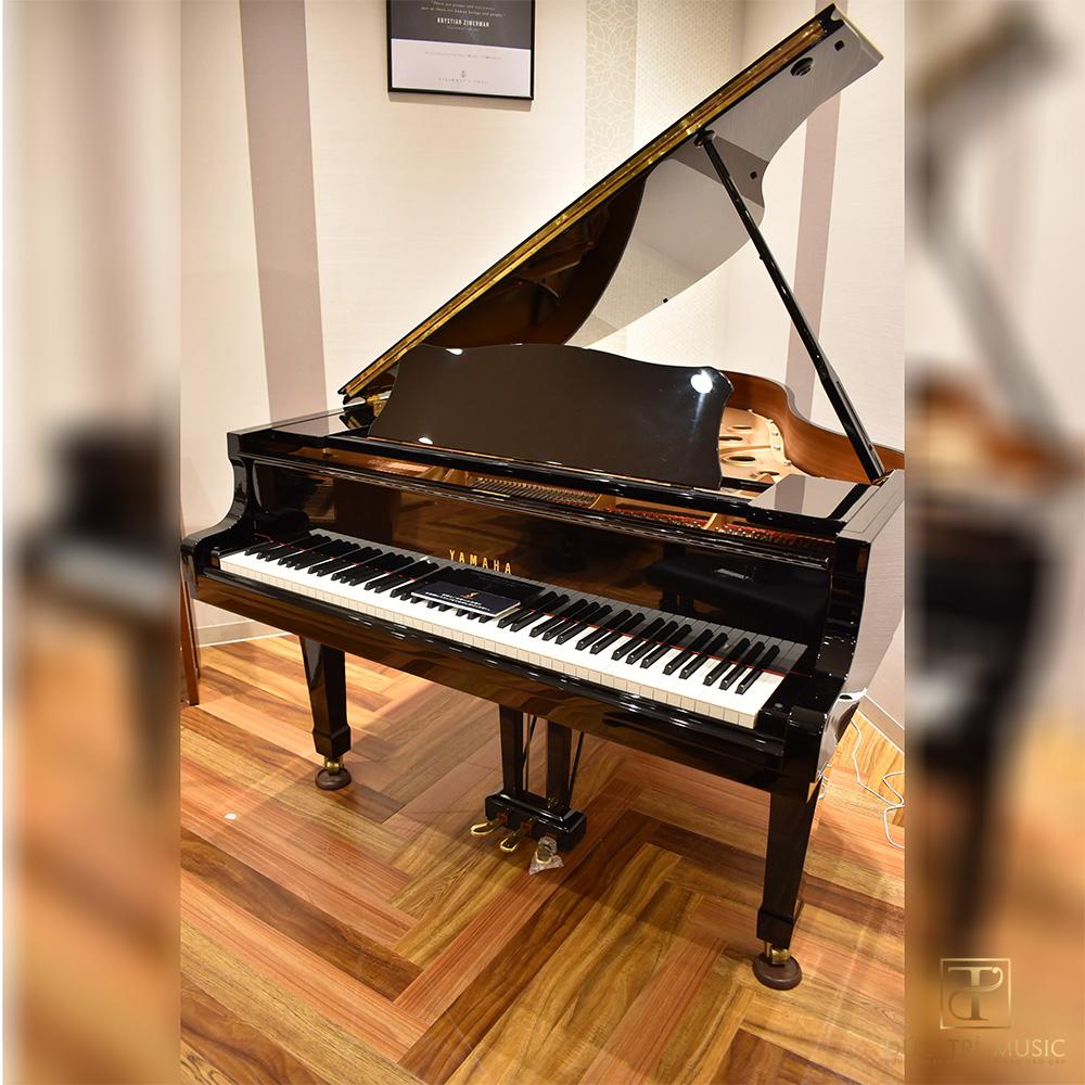 Yamaha C3E 3 Đàn Piano Yamaha C3E - Cạnh phải