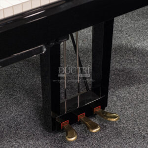 pedal piano Yamaha C1X
