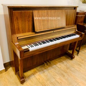Tổng thể đàn piano Yamaha W102