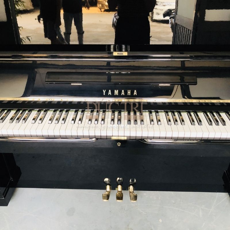 Yamaha U2H 9 Bàn phím Đàn Piano Yamaha U2H