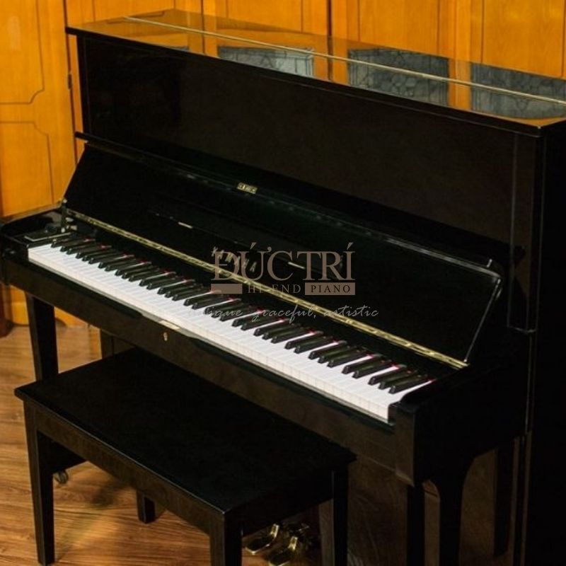 Yamaha UX-1 2 Hình ảnh góc nghiêng Đàn Piano Yamaha UX-1
