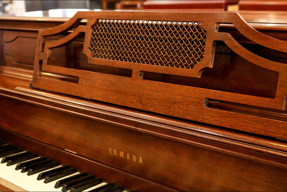 Yamaha M214 2 gia-nhac-yamaha-m214-pianoductrimusic
