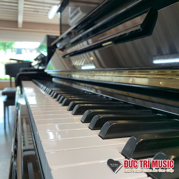 Yamaha UX10BL 3 phím đàn piano yamaha ux10bl