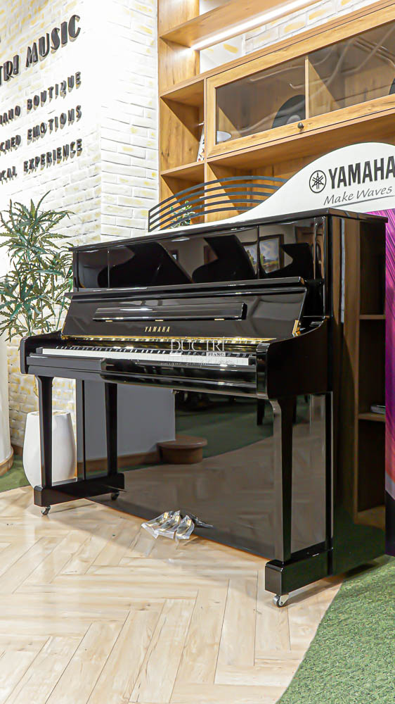 Đàn Piano Yamaha U1J PE cao cấp