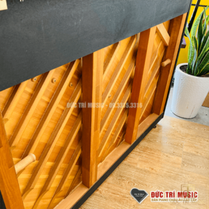 đàn piano yamaha ym5-4