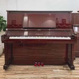 Đàn Piano Yamaha W102BS - Toàn cảnh mặt trước