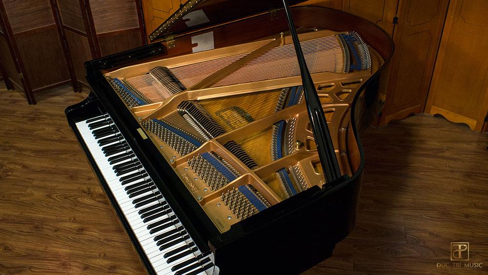 Kawai KG2C 3 Đàn Piano Kawai KG2C - Khung đàn nguyên khối