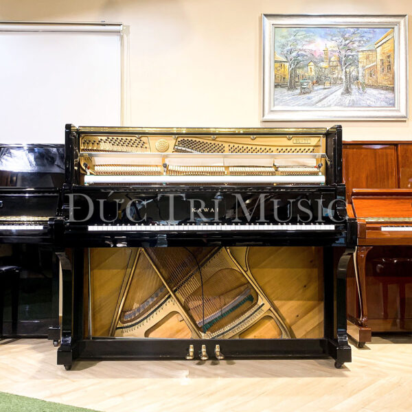 Hình ảnh bên trong đàn upright piano kawai bl71