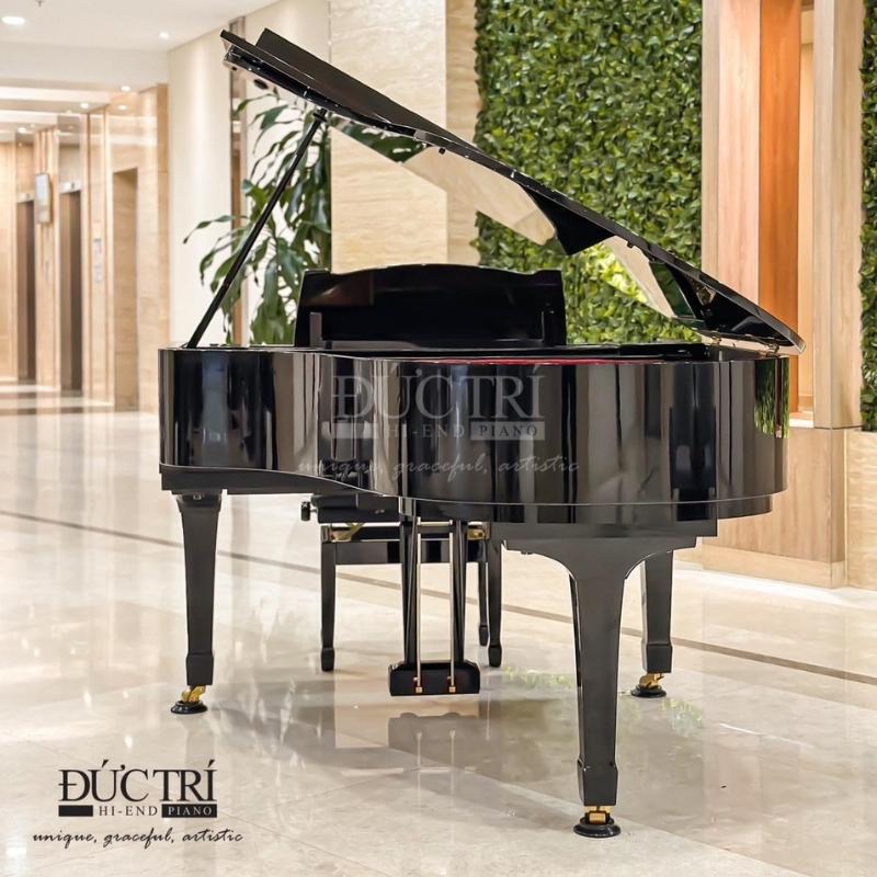 Yamaha G3B 31 Đằng sau đàn Yamaha G3B