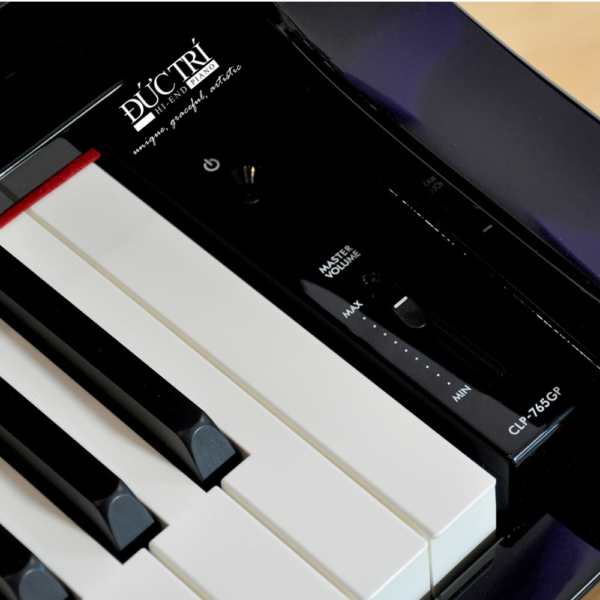 bàn phím Digital Yamaha CLP765GP