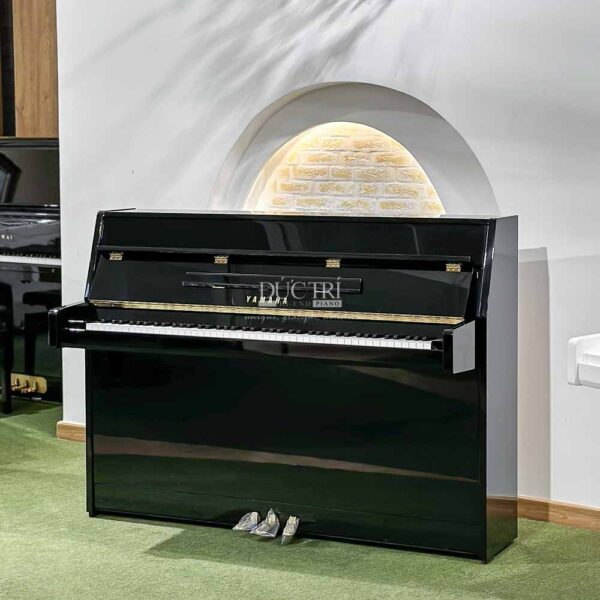 ĐÀN PIANO YAMAHA JU109