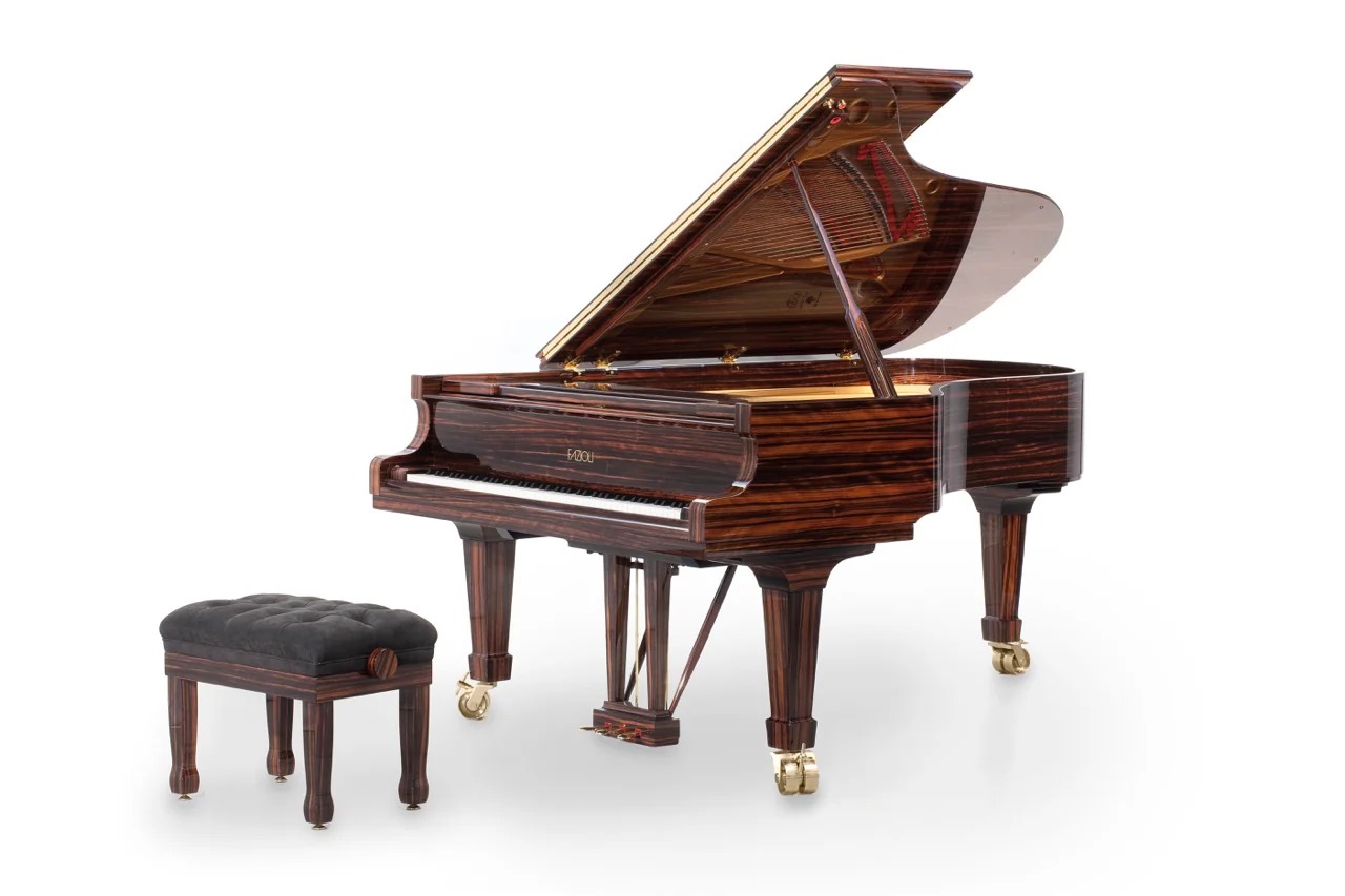 Steinway & Sons Macassar Ebony 5 Fazioli Macassar F228 là một trong những sản phẩm tiêu biểu của dòng Macassar