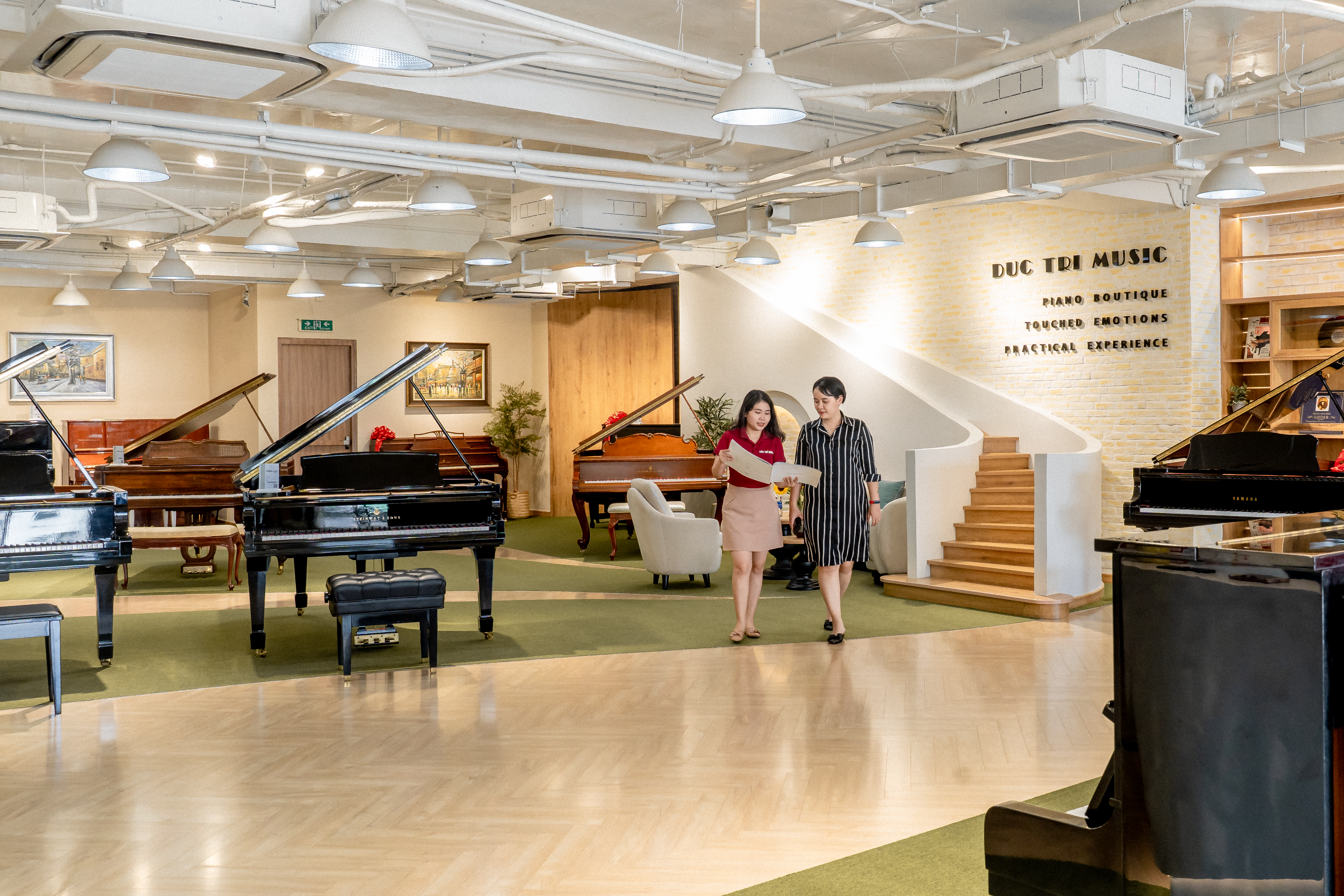 Mua đàn piano ở đâu tốt nhất, uy tín nhất tại TP Hồ Chí Minh 1 Chọn loại đàn piano phù hợp với mục tiêu học tập và không gian đặt đàn là một tiêu chí quan trọng