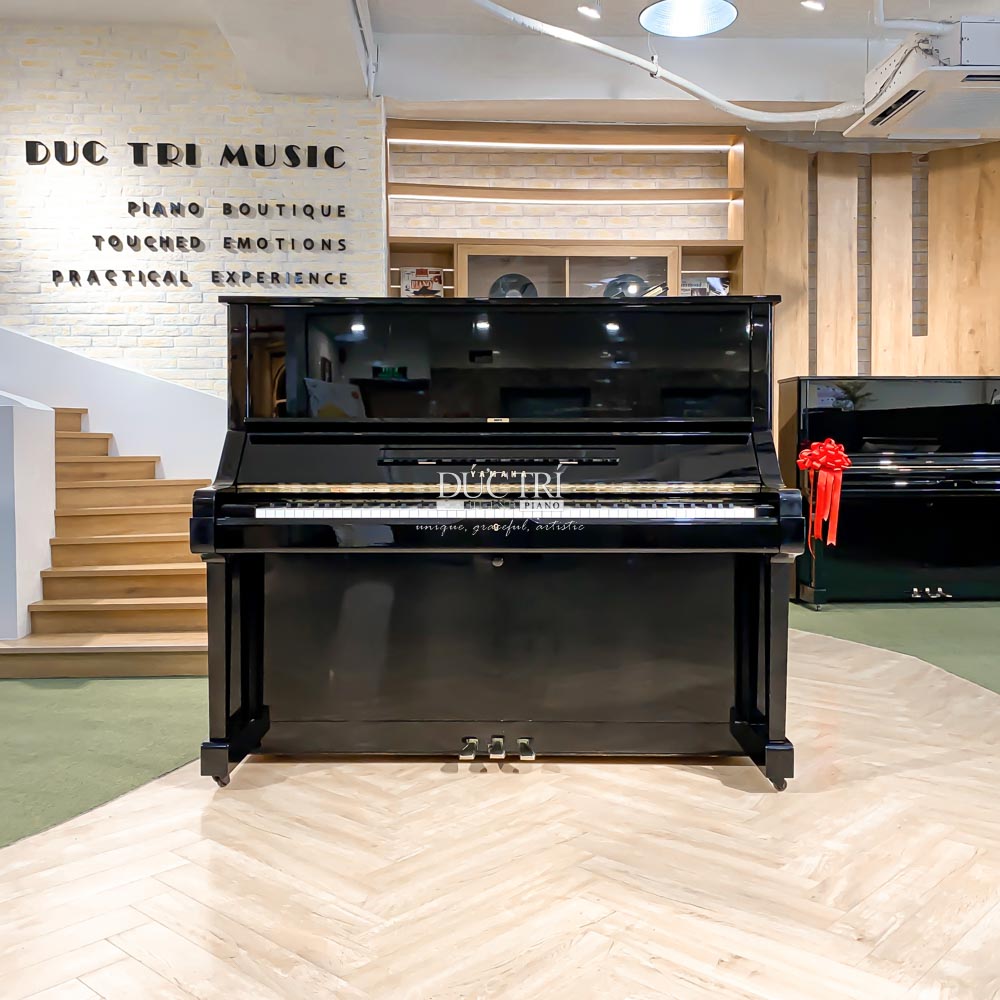 Blüthner S146 18 Đàn Piano Upright Yamaha UX tại Piano Đức Trí
