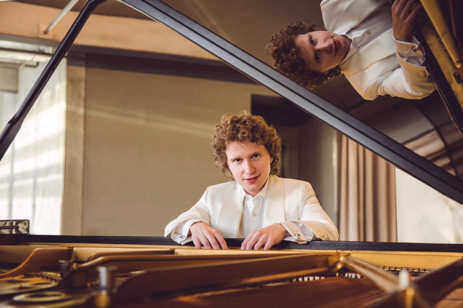 Yamaha C3X New 9 Nikolay Khozyainov, ca ngợi đàn piano Yamaha vì khả năng đáp ứng tinh tế và chất lượng âm thanh vượt trội