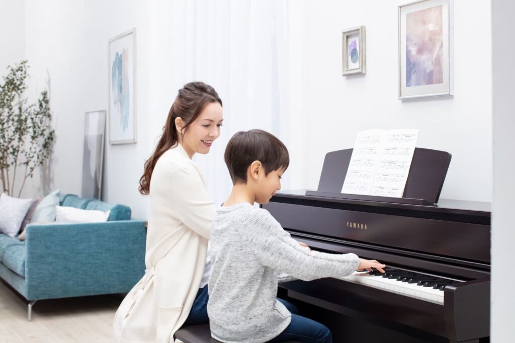 Học piano có khó không? Lộ trình học piano dành cho người mới