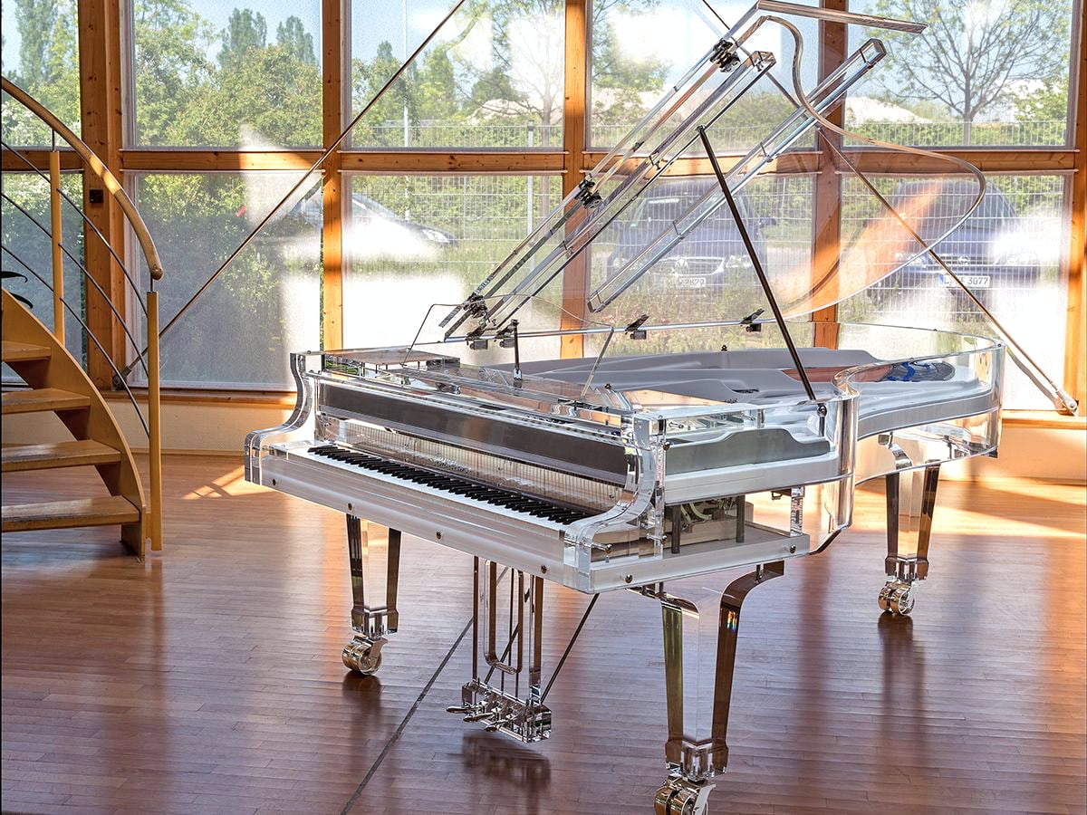 Schreiner & Söhne UP-125 2 Piano Crystal trong suốt sang trọng, có giá trị nghệ thuật và sưu tầm