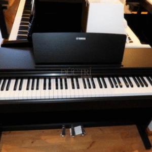 Yamaha YDP-162 được trưng bày tại Showroom của Piano Đức Trí