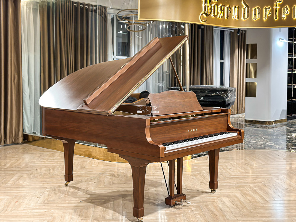 Yamaha G5E Walnut 2 Grand Piano Yamaha G5E Walnut
