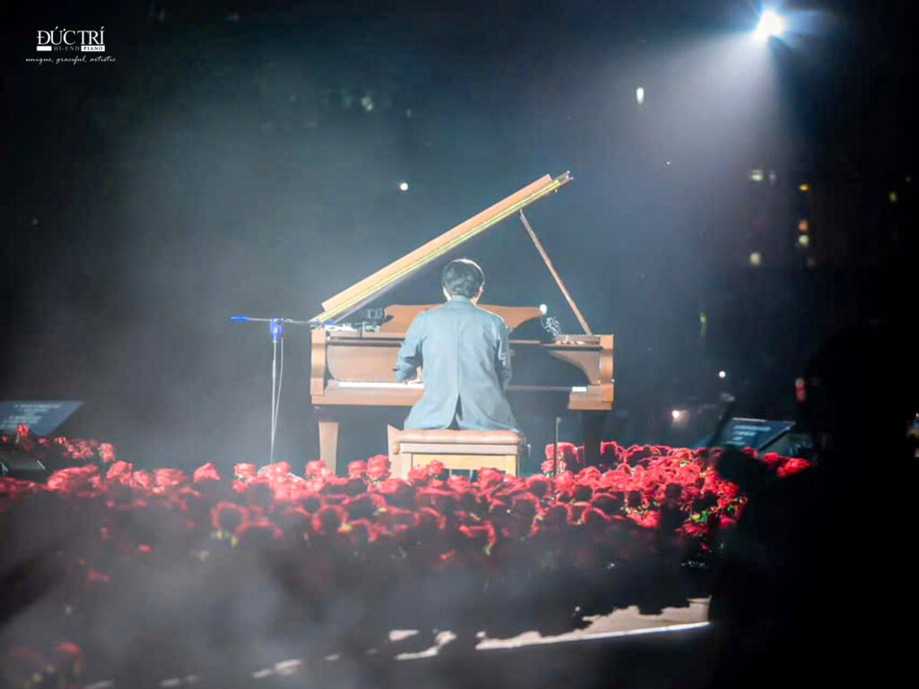 PIANO ĐỨC TRÍ VINH DỰ ĐỒNG HÀNH CÙNG "SKETCH A ROSE" 6 HAT x YIRUMA 10