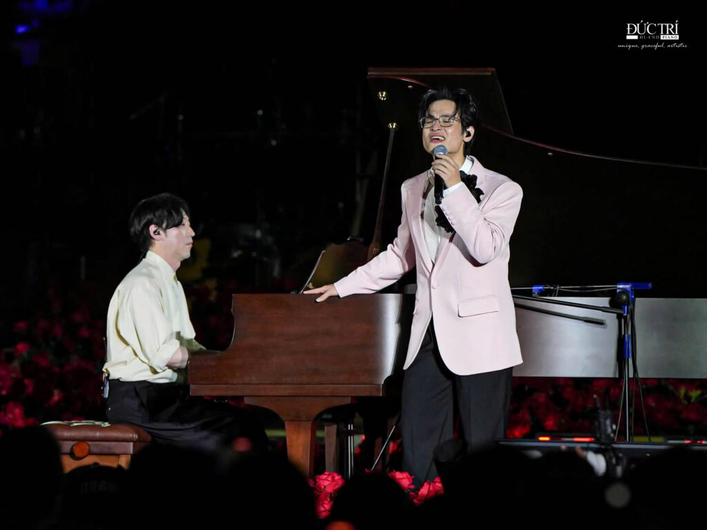 PIANO ĐỨC TRÍ VINH DỰ ĐỒNG HÀNH CÙNG "SKETCH A ROSE" 3 HAT x YIRUMA 3