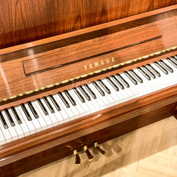 Đàn Piano Upright Yamaha MX300R Cao Cấp Tại Đức Trí Music