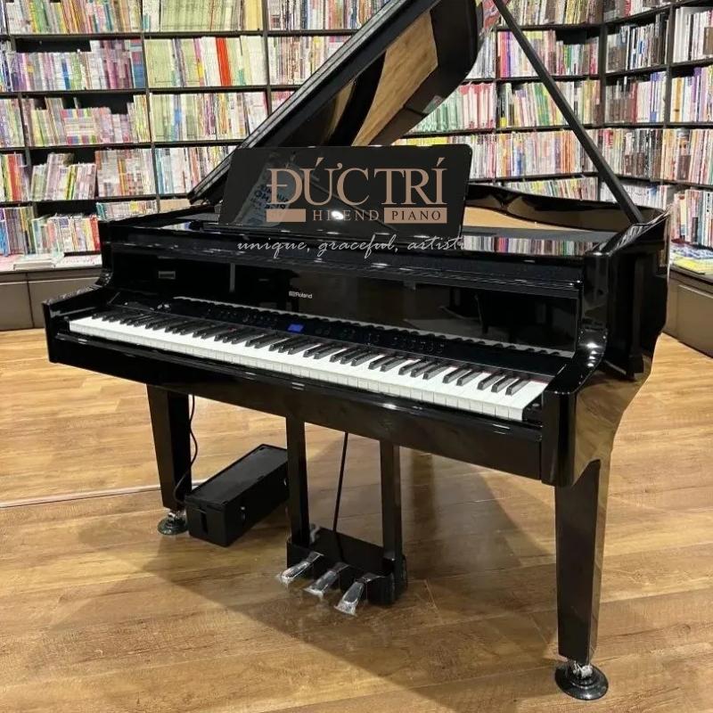 Roland GP9 4 Roland GP9 được bàn giao và trưng bày tại nhà của khách hàng