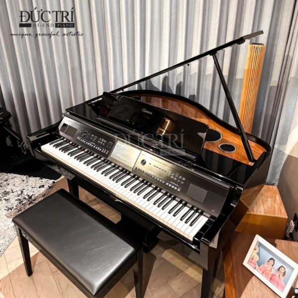 Từ trên cao nhìn xuống đàn Yamaha AvantGrand N1