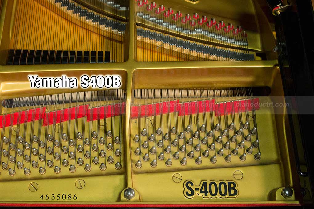 Yamaha S400B 1 Yamaha S400B mẫu Grand Piano Đầu tiên dòng S series