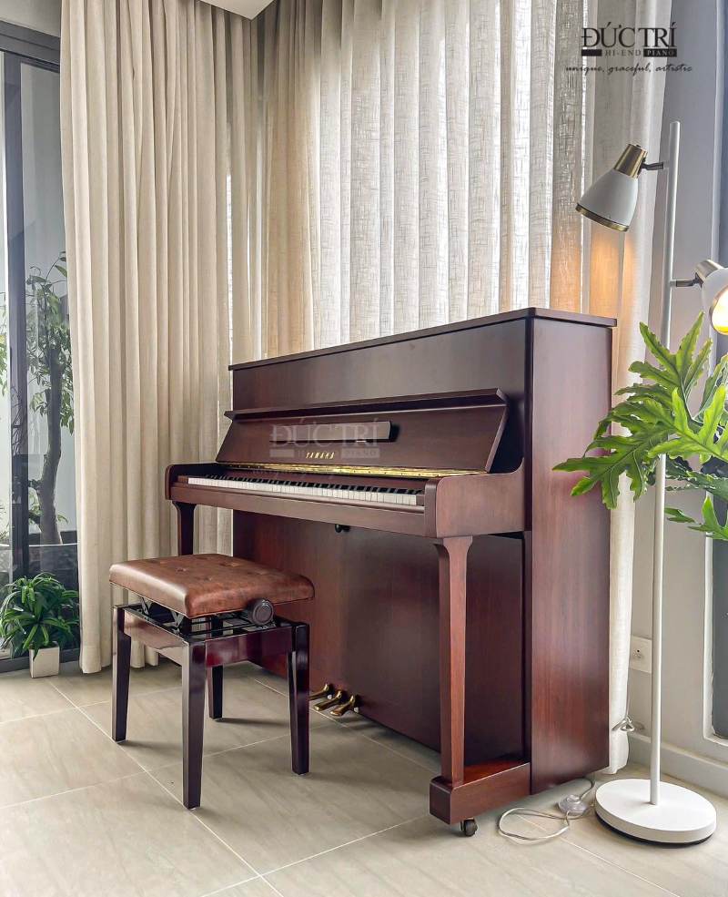 Dịch vụ vận chuyển đàn Piano uy tín, giá rẻ tại TP.HCM - Piano Đức Trí 1 Đàn Piano được nhân viên của Piano Đức Trí vận chuyển và lắp đặt tận nhà