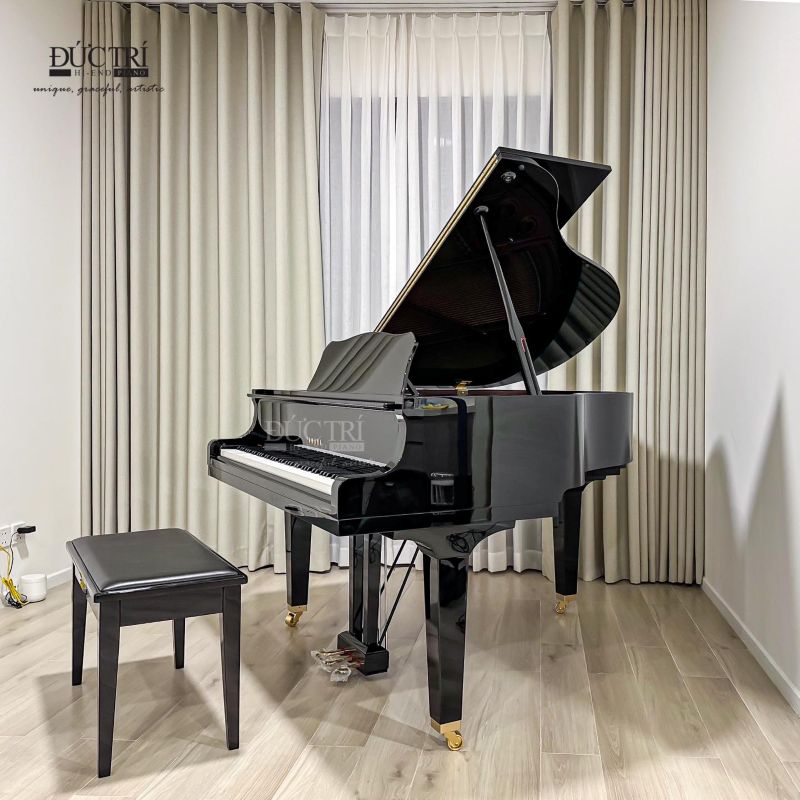 Dịch vụ vận chuyển đàn Piano uy tín, giá rẻ tại TP.HCM - Piano Đức Trí 2 Hình ảnh đàn piano đã được nhân viên của Piano Đức Trí hỗ trợ vận chuyển và lắp đặt sau khi sử dụng dịch vụ vận chuyển đàn piano