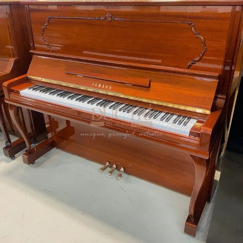 Yamaha YF101W 2 Hình ảnh mặt trước Đàn Piano Yamaha YF101W Upright