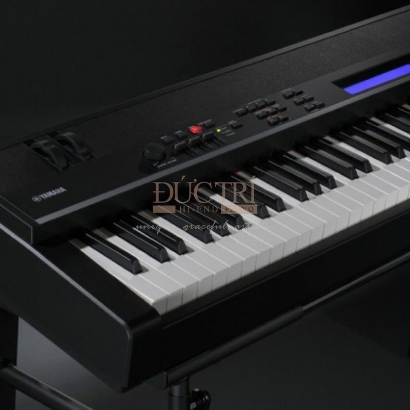 Yamaha P-300 2 Hình ảnh trực diện của Đàn Piano Điện Yamaha P-300