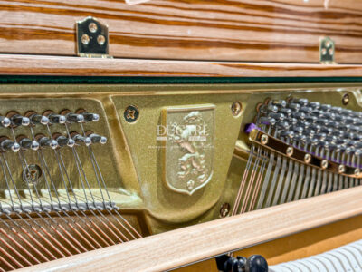 Đàn piano Schweighofer up126 cao cấp tại Piano Đức Trí