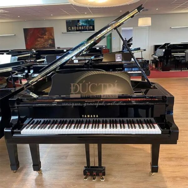 Đàn Piano Yamaha C1X