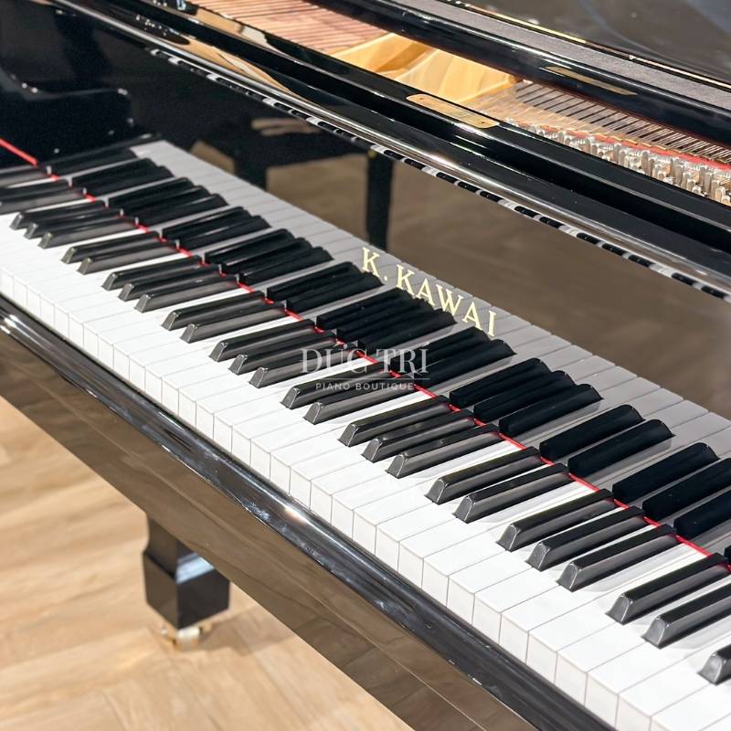 Kawai CA-60 7 Logo và bàn phím của đàn piano Kawai CA-60