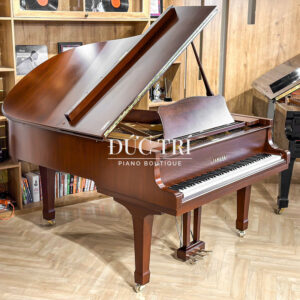 Piano cơ cũ