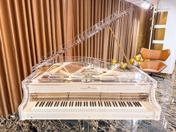 Schreiner & Sohne Crystal SG168 tại showroom Piano Đức Trí